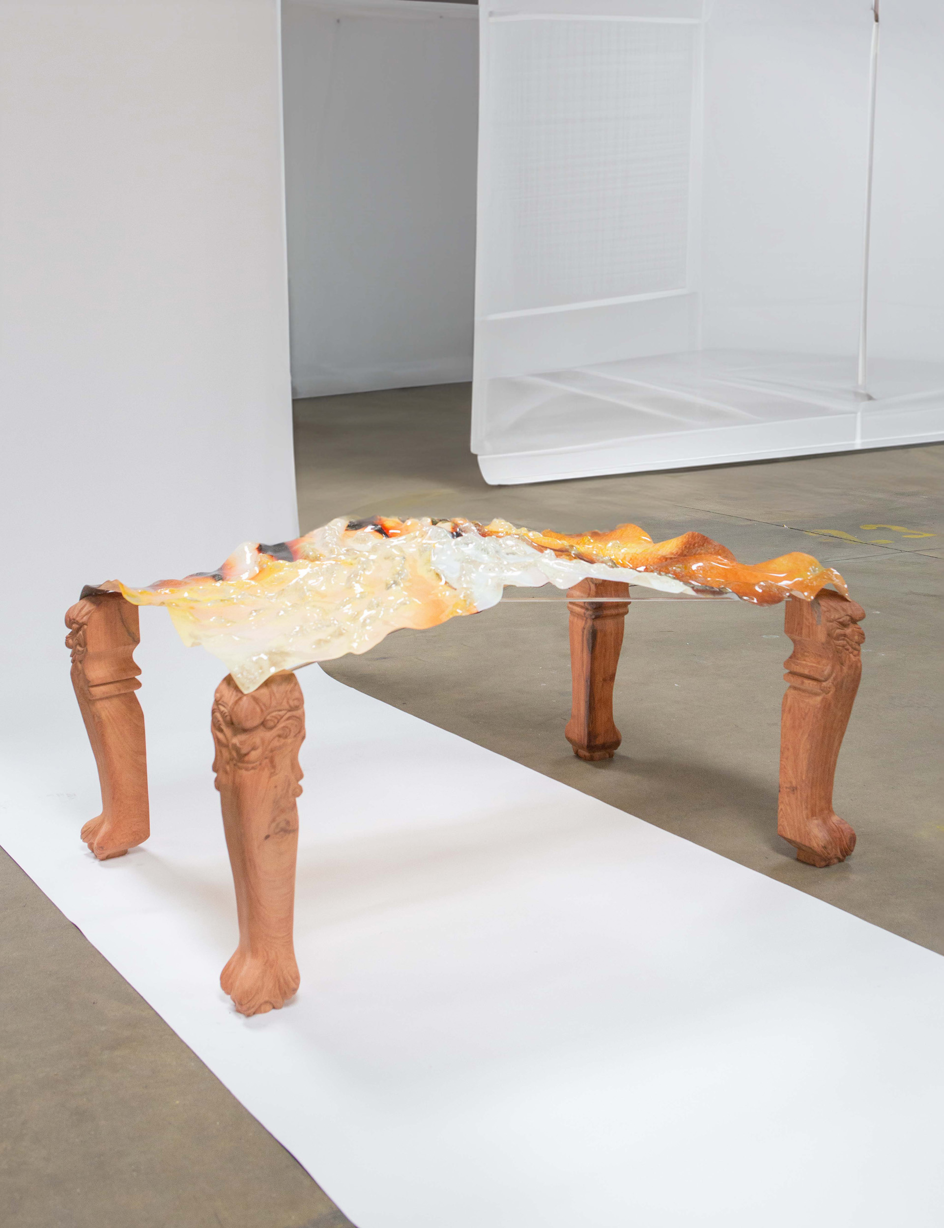 Extendable Authenticity - The Table
2023. 150 x 100 x 70 cm. UV print on deformed plexiglas, wood, metal. Unique piece