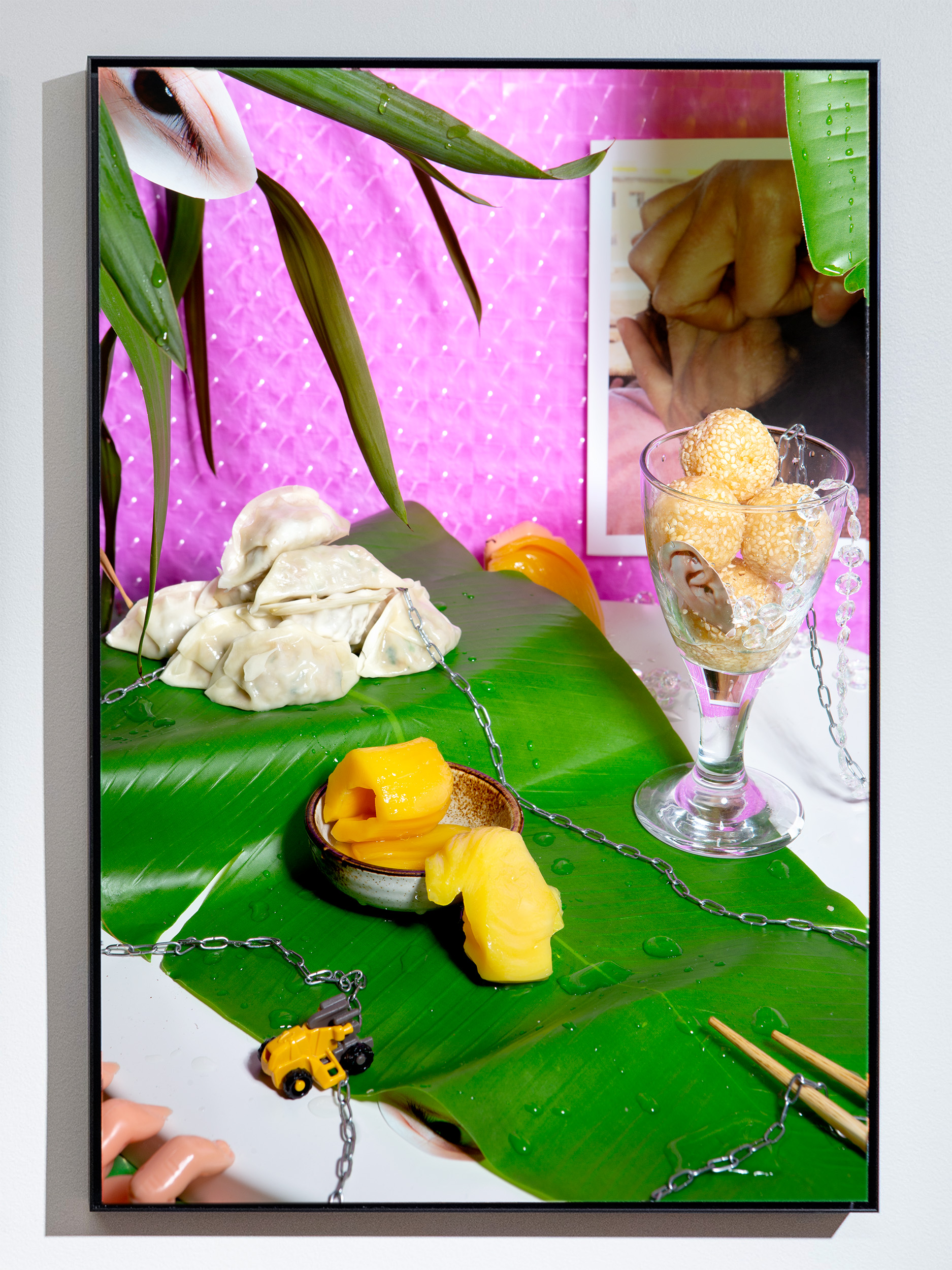 Daughter. Print on Haehnemueller paper. 60 x 40 cm. @Hien Hoang. Photo by Say Who Approche Paris 2024